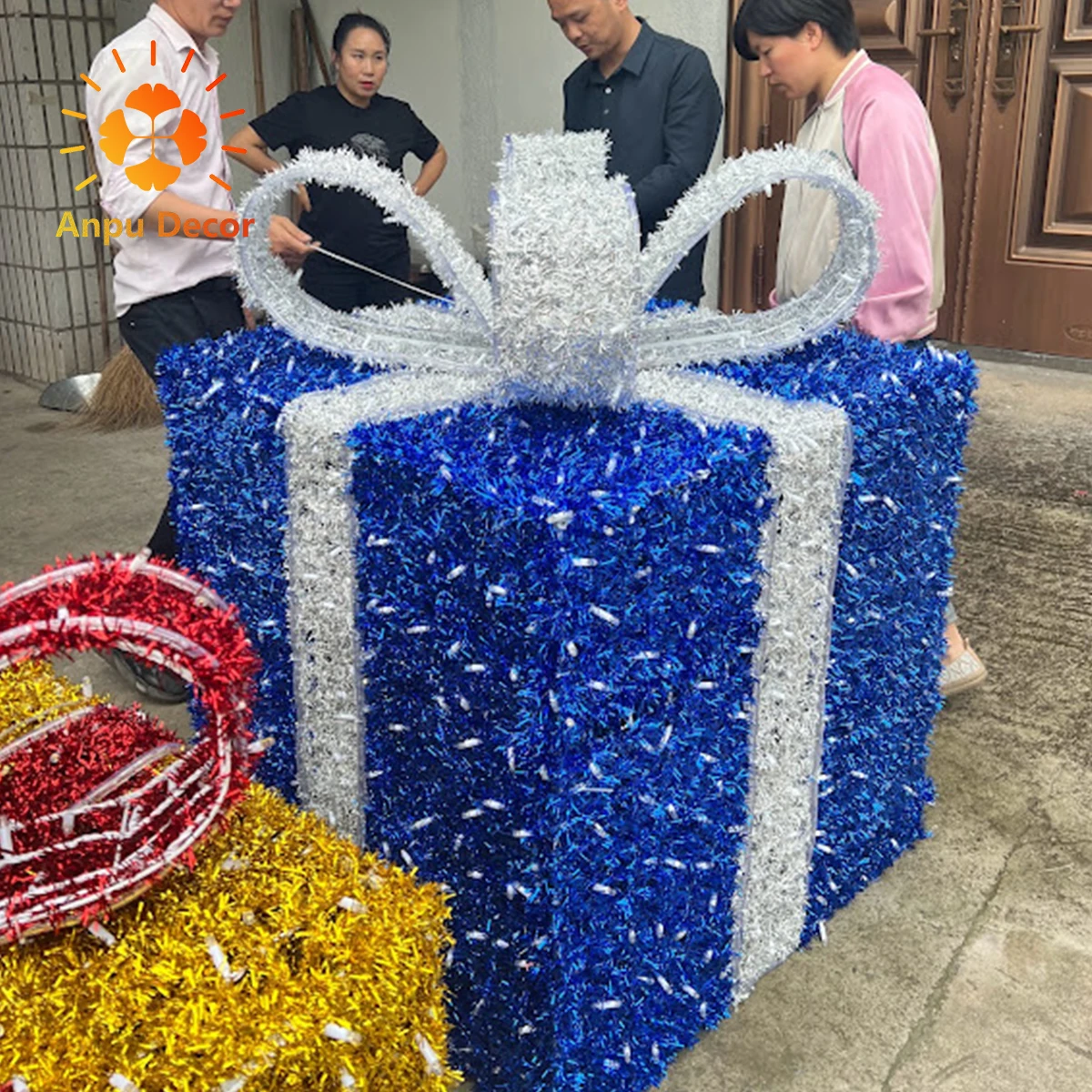 Christmas Decoration 7ft Thick PVC Artificial Christmas Tree With Free Sample For Party