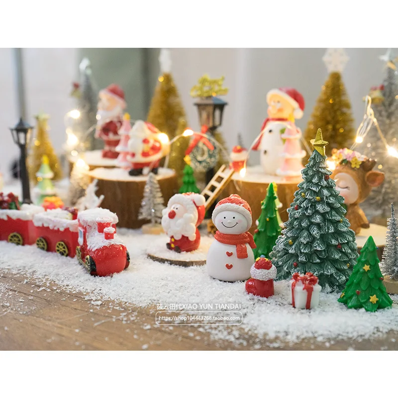 Christmas Decor Resin Miniature for Home Decoration Santa Claus Snowman Figures Christmas Animals kids Toy Gift