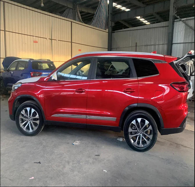 Б/у недорогие автомобили Chery Tiggo 8 red 1,5 TCI с турбонаддувом 95% или более, новый компактный внедорожник по хорошей цене