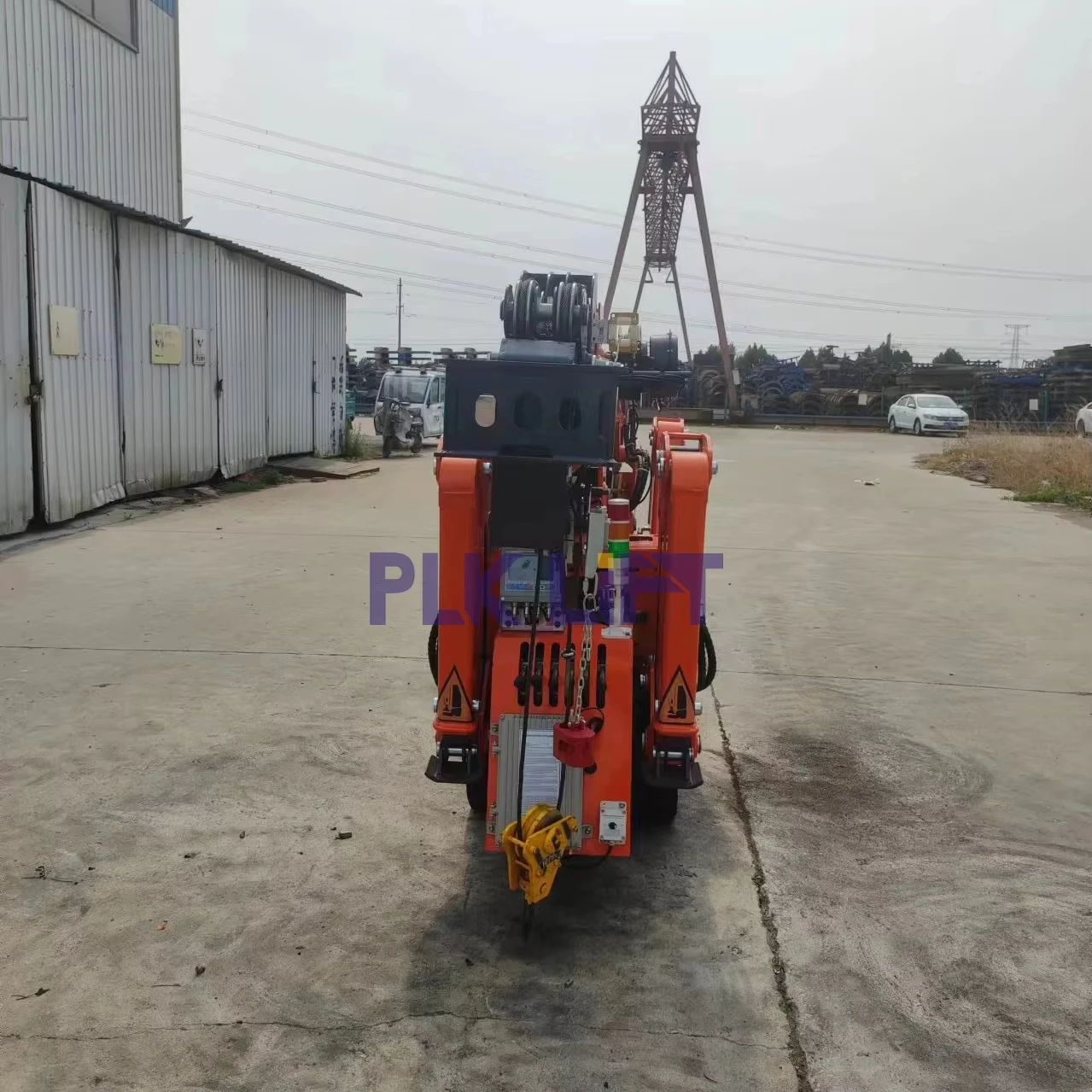1.2t Crawler Telescopic Cranes 0.6m Wide Gasoline Track Lifting Cranes with EPA