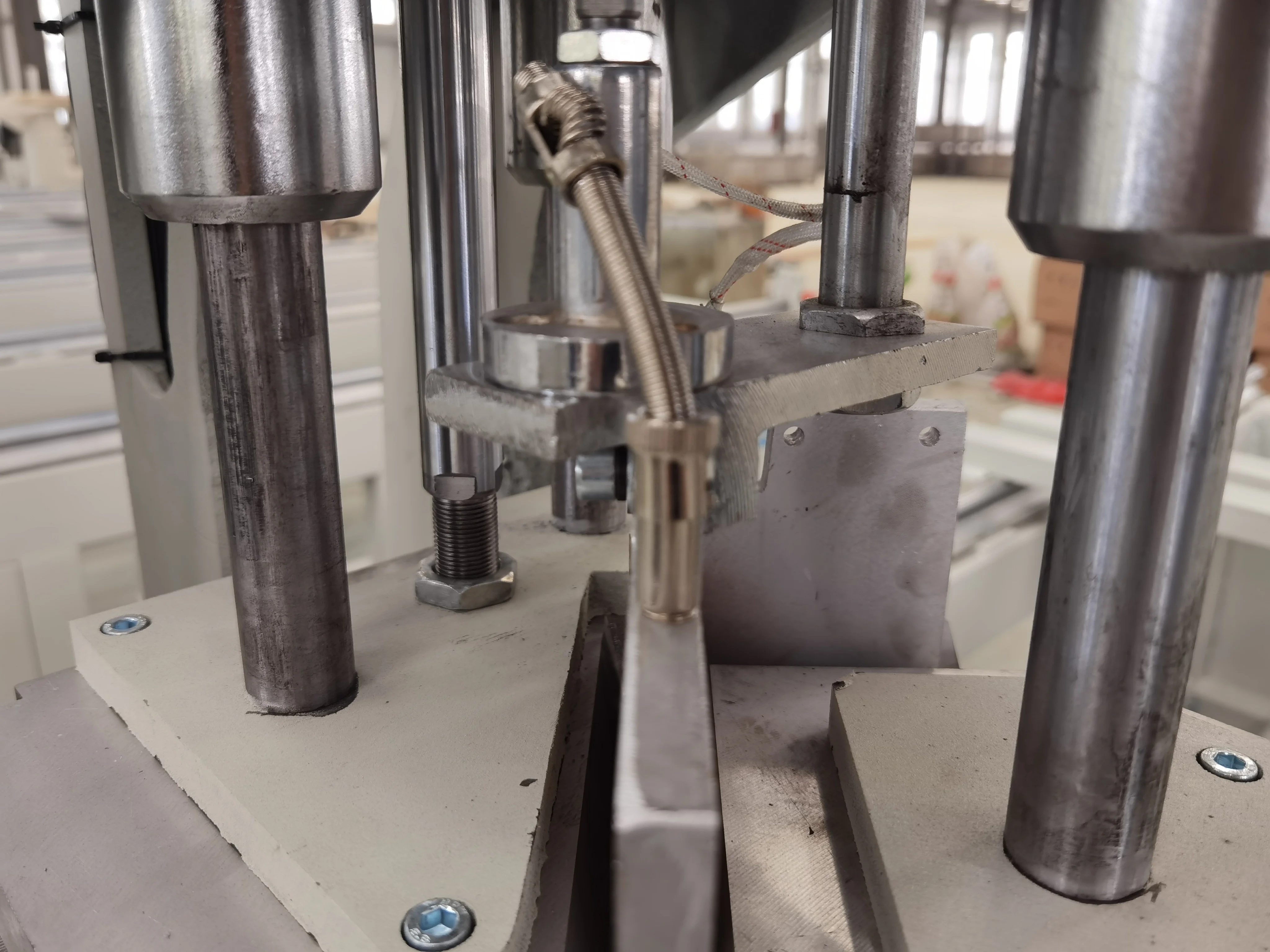 Discount UPVC windows Doors machinery Plastic window frame Four Head Welding Machine