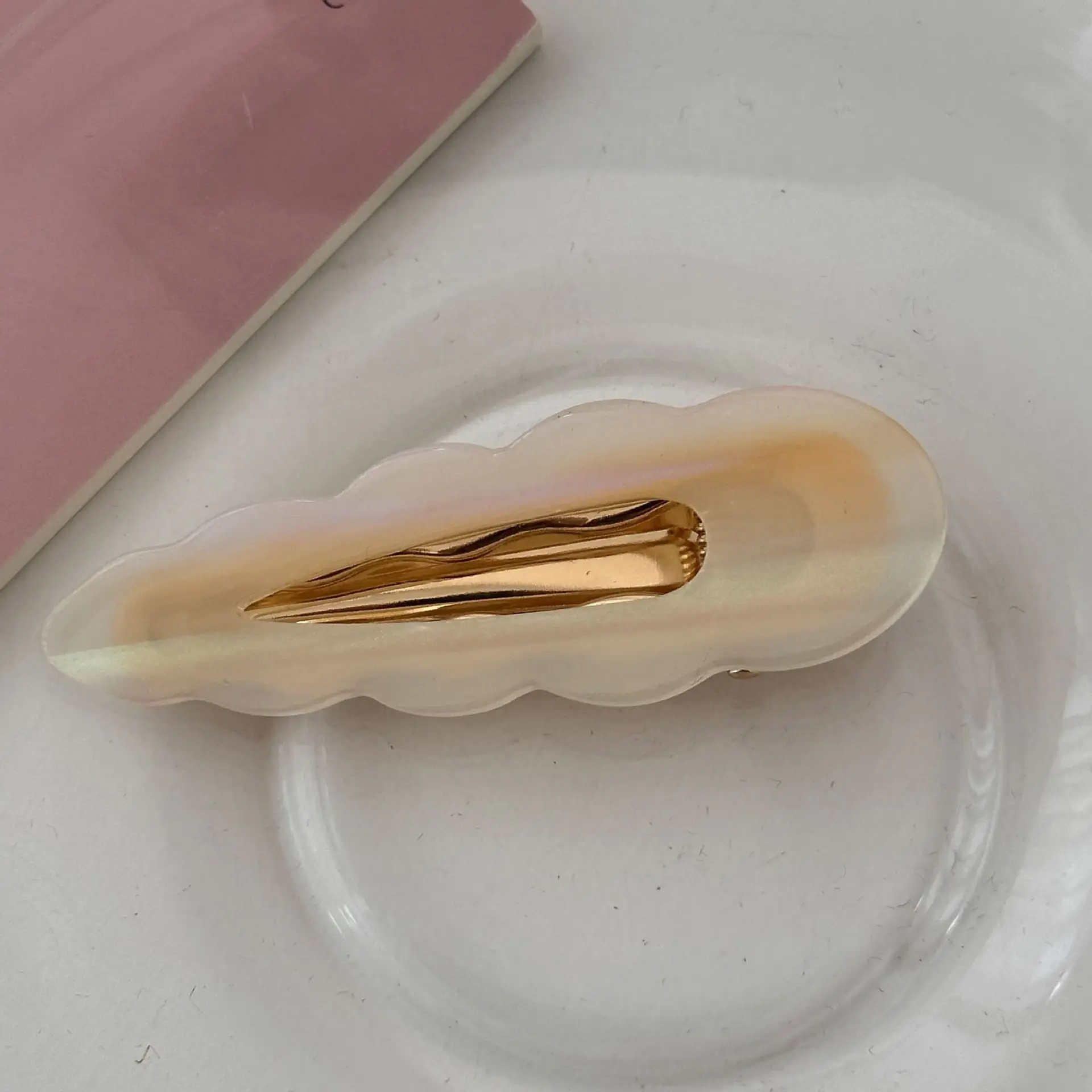 Hot selling acrylic acetate hair grip wave shape hair clip marbling color duck hairpin alligator clip for women