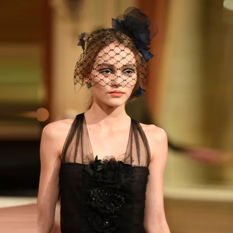 Оптовая продажа винтажные свадебные аксессуары для волос со стразами в клетку птиц вуаль