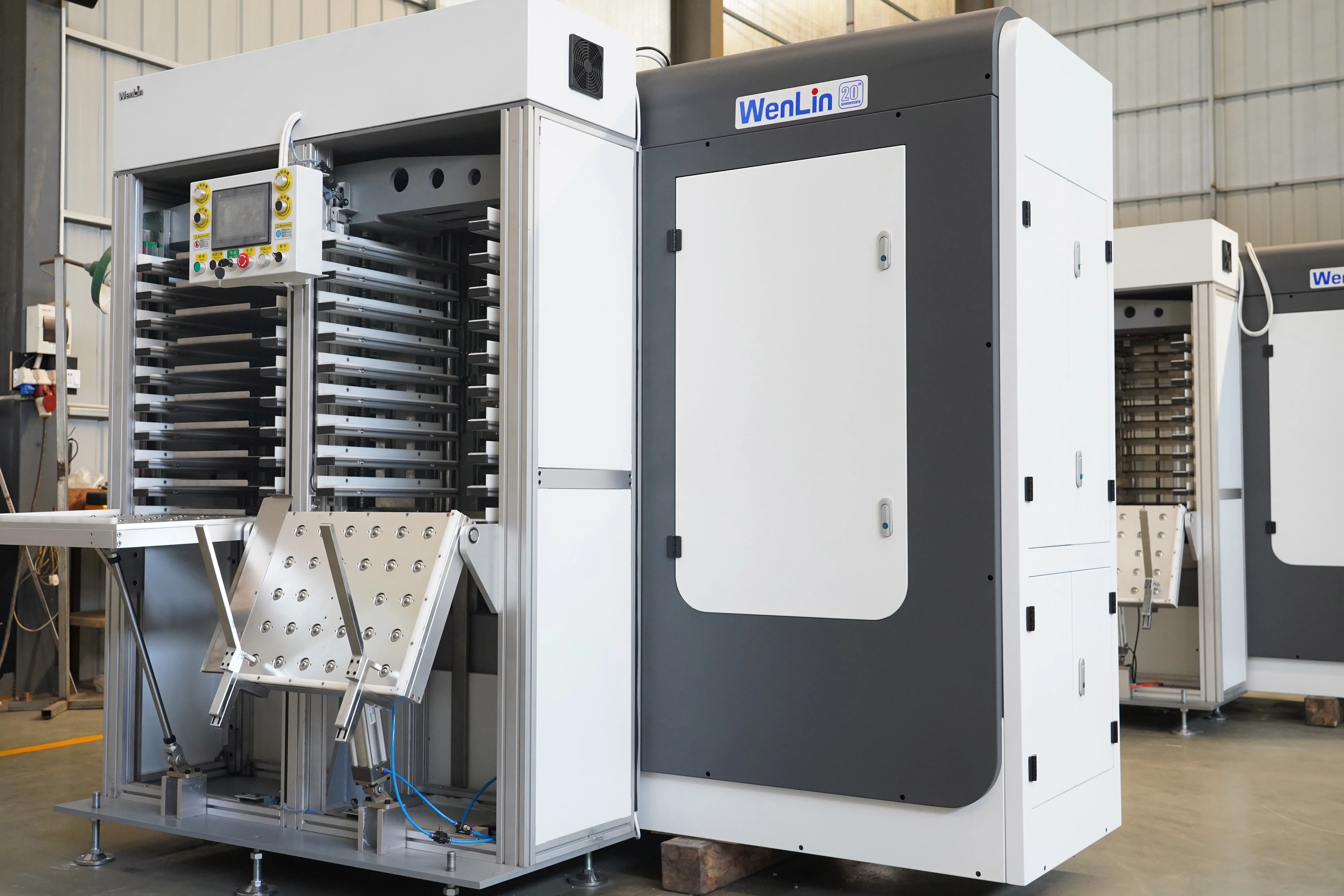 Полностью автоматический ламинатор A3 + 420*520 мм, размер пластины, машина для изготовления смарт-карт, большой производственный ламинатор