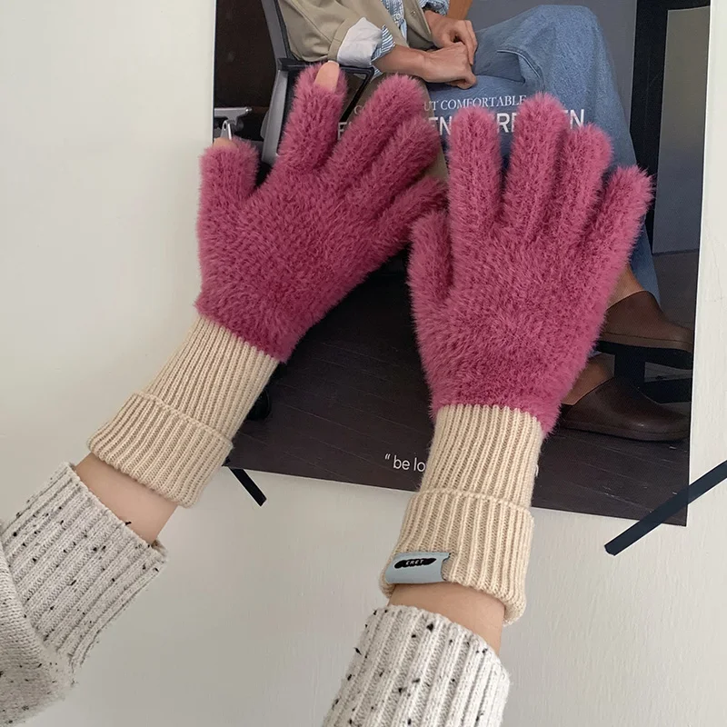 New Fashion Chanbol 2024 Soft Plush Color Blocked Cold Resistant Winter Gloves Touch Screen Riding Gloves With Exposed Fingers