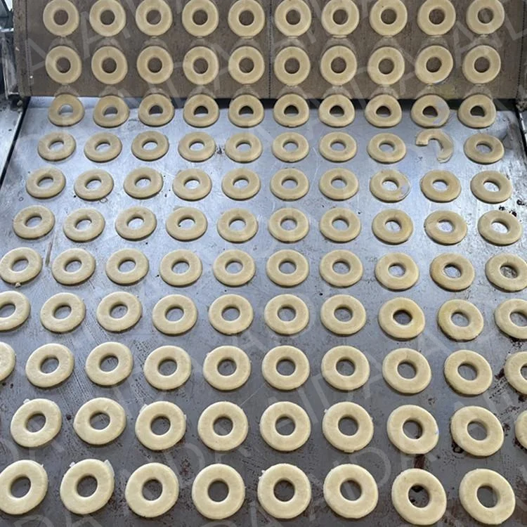 Small fully automatic chocolate sandwich biscuit production line Milk biscuit forming machine equipment