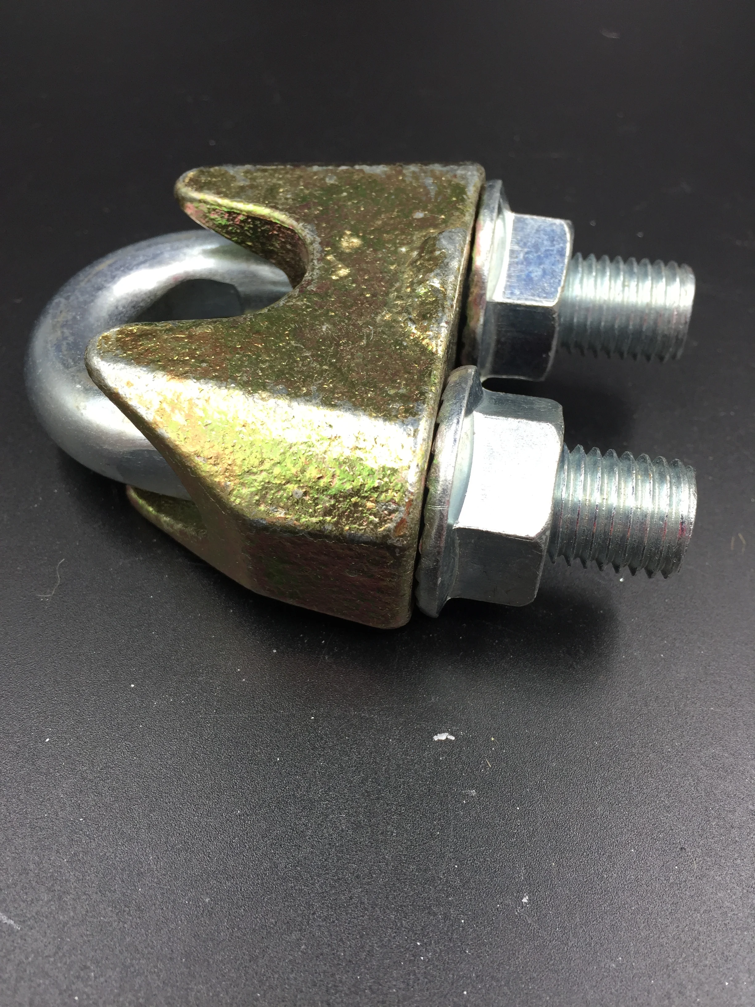 Competitive Price Hot Sale Electric Galvanized Cast DIN 1142 Wire Rope Clip Cable Claps