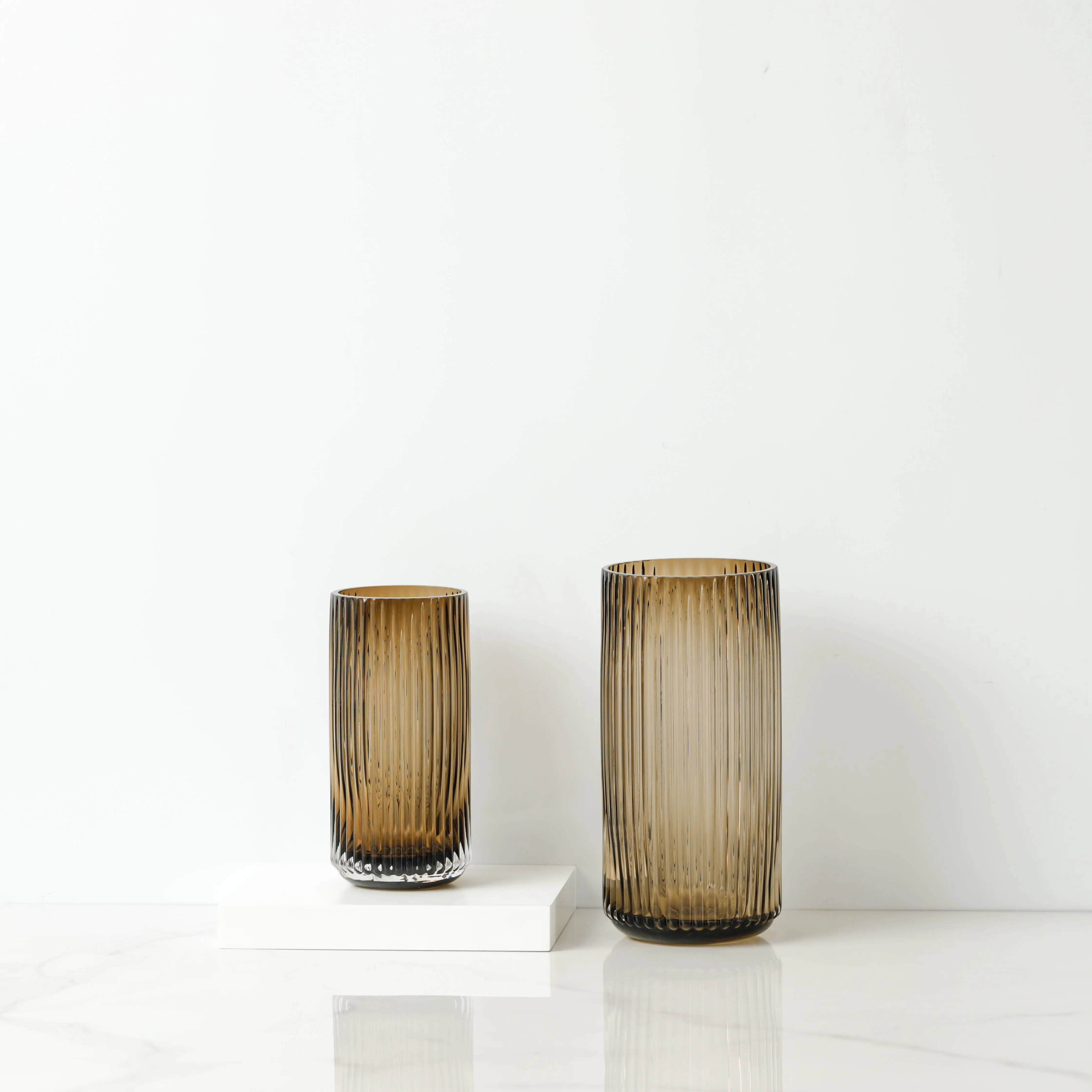 Light Vertical Strip Glass Vase Multi-Color Living Room Home Decoration Transparent Cylinder Glass Vase