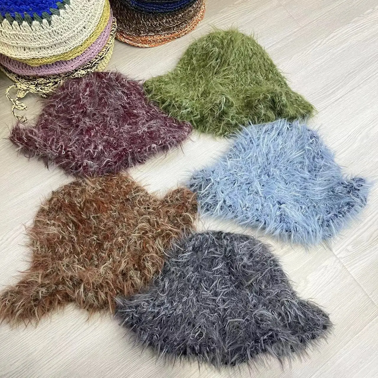 Dropship agent usa vendor winter autumn new design knitted fuzzy warmly cute women hats