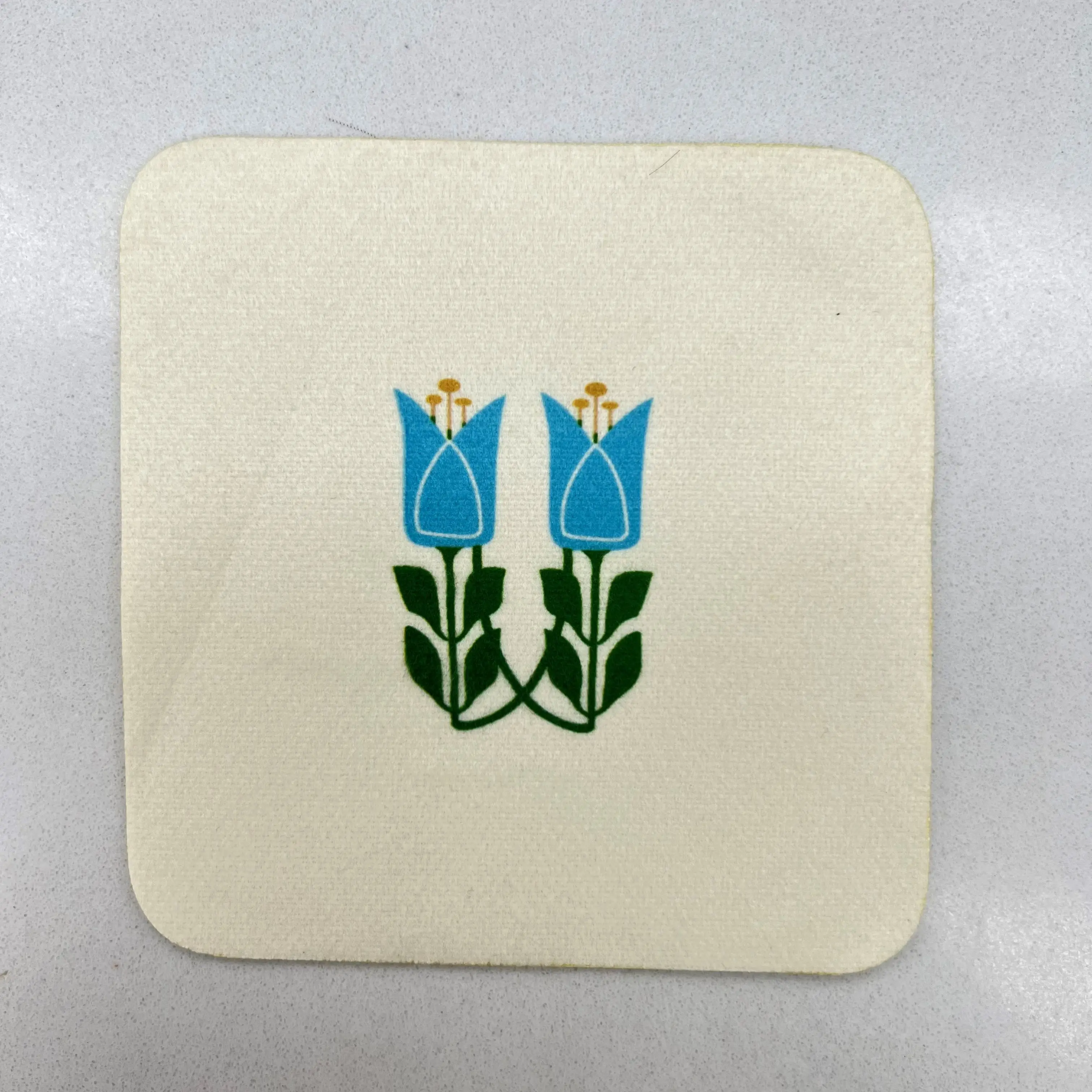 popular Supplier Wholesale Customized extremely austere flower Printed Felt fabric Bar Drink Coaster protect table and bar