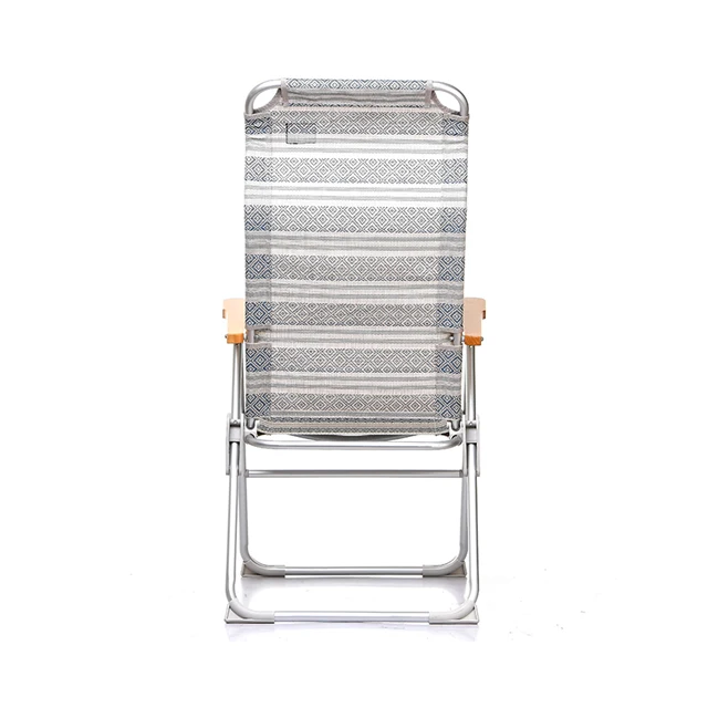 Lightweight and sturdy outdoor folding chair