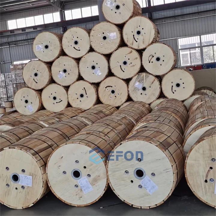 Outdoor Aerial Optical Fiber Cable 2 4 12 16 24 Core GYXTC8Y GYXTC8S GYTC8A FTTH Optic Drop Fig8 Type Cable with Steel Messenger