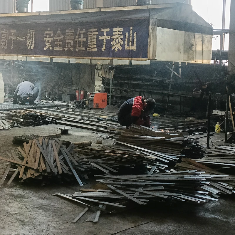 Xingbei зубчатые стальные сетчатые решетки дорожки цены wuxi зубчатая стальная решетка 25 мм траншейная дренажная пластина