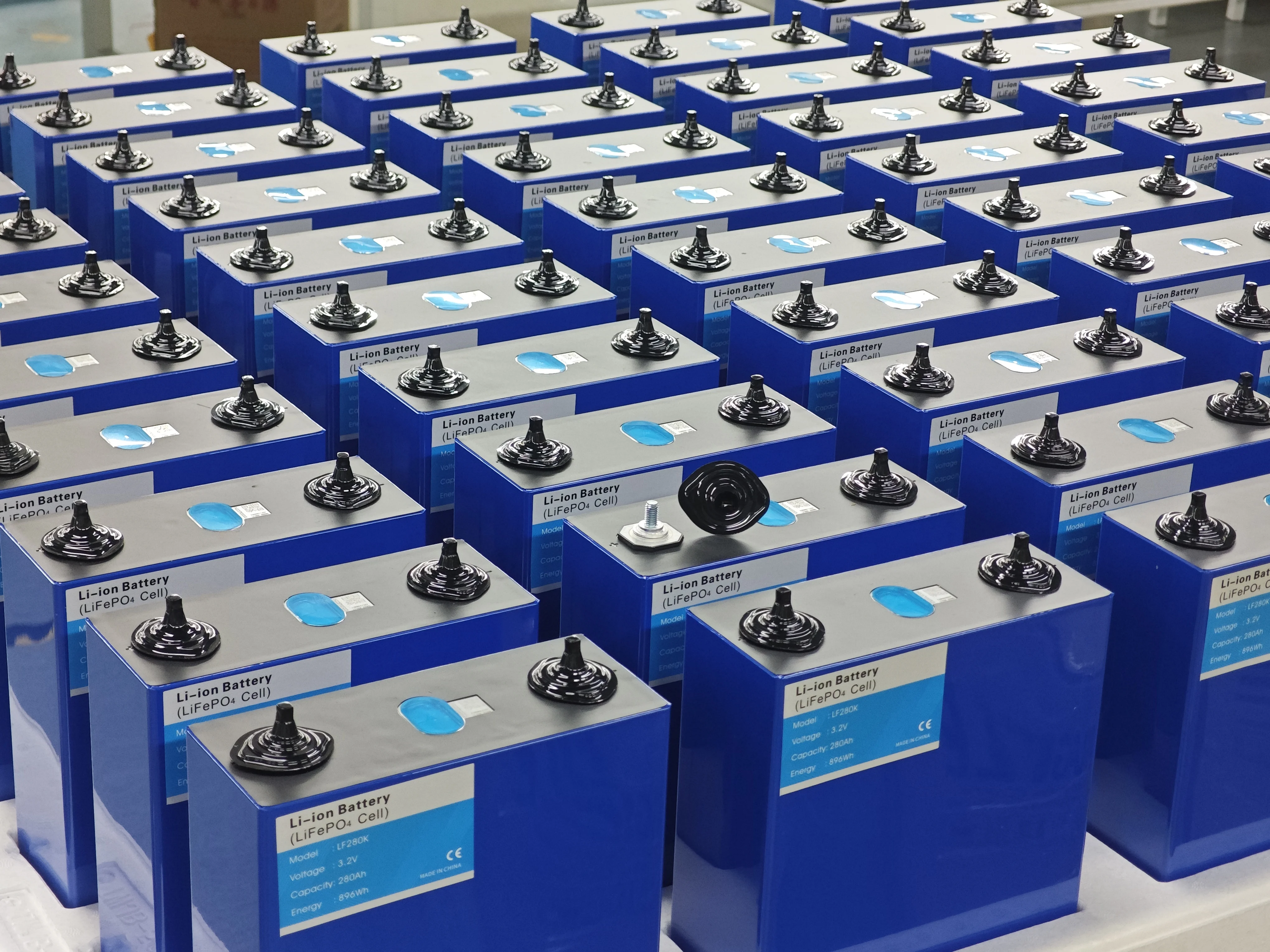 5Kwh 10Kwh 15Kwh 280ah EU stock 12v 24v 48v 51.2v 50Ah 100Ah 150Ah 230Ah 280Ah 300Ah 314Ah 200Ah Lithium Lifepo4 Battery