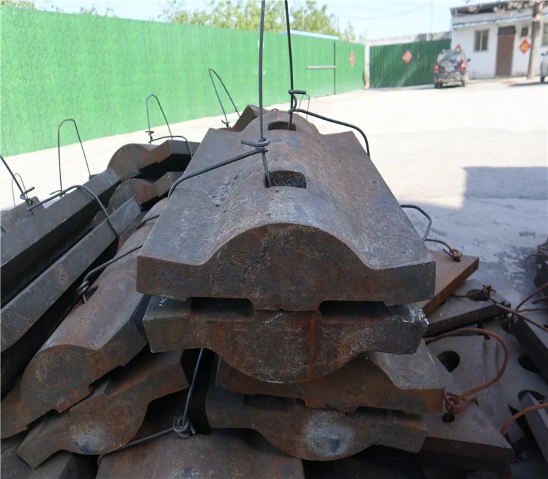 Wear Resistant Mn13Cr2 Ball mill Grinding Liner and Grinding Ball Mill Liner plate