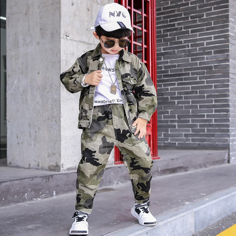 DRXBNZ2007B410 осеннее Новое поступление джинсовая одежда для мальчиков комплект камуфляжной детской одежды в стиле хип-хоп детские куртки и джинсы
