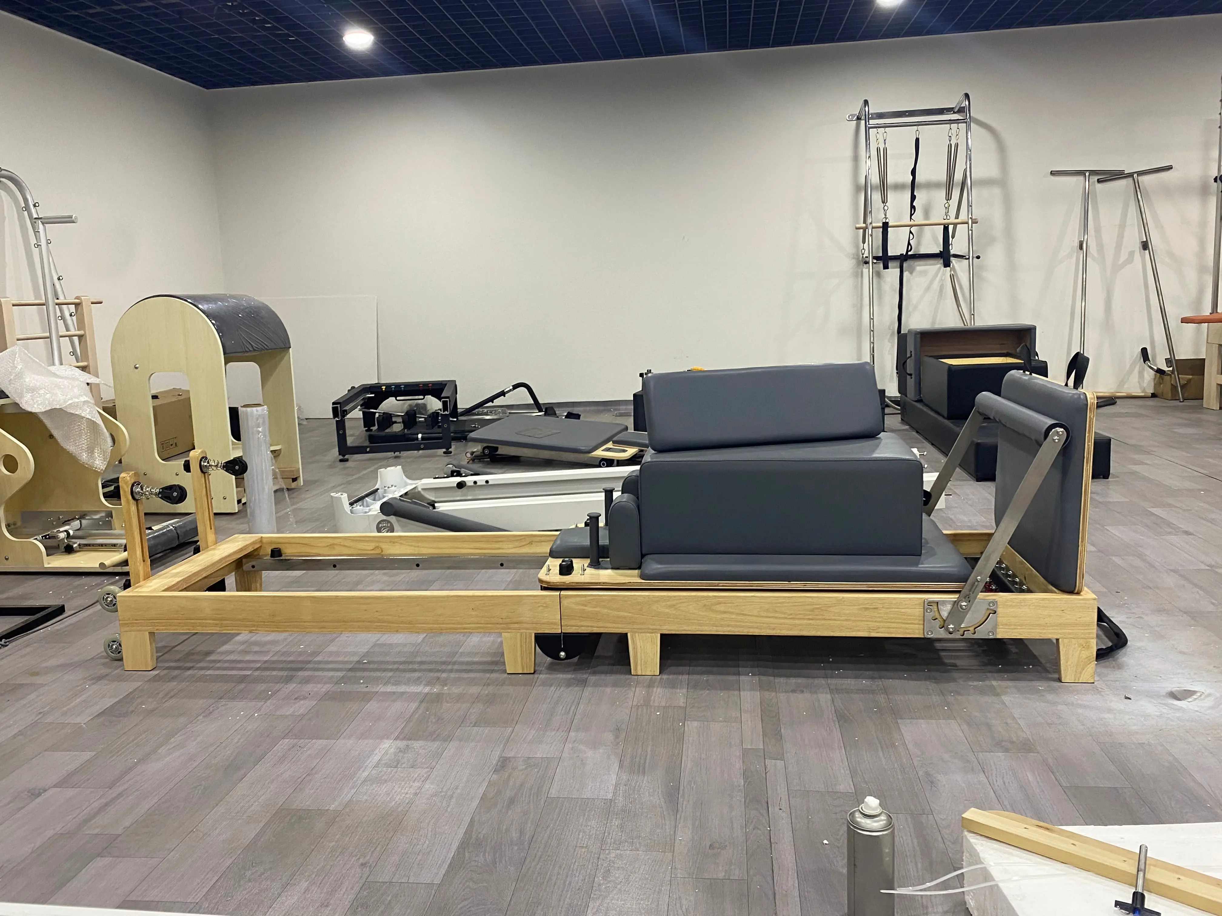 Yoga Training Wood Folding Pilates Reformer Home Use Portable Pilates Reformer Fitness Machine-for Home Core Bed Workout