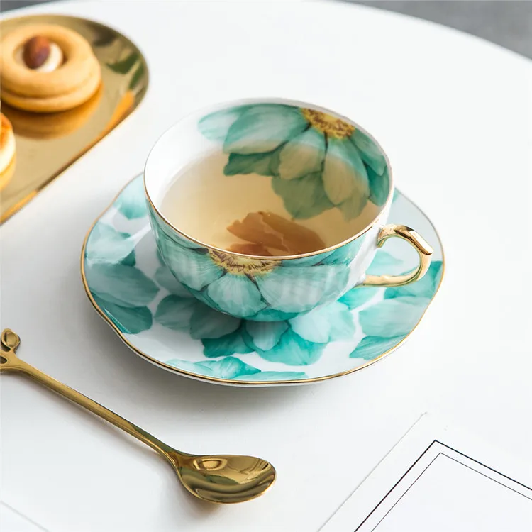 Kitchen & Tabletop Luxury Handmade Gold Handle Flower Latte Coffee Cup Afternoon Tea Cups and Saucers Ceramic Cup with Spoon