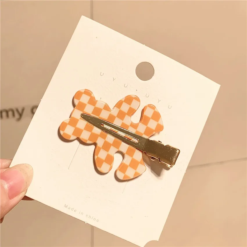 Women Fashion Acetic Acid Hair Clips Hair Accessories Cute Bear Checkered Girls Hair Clip Claw