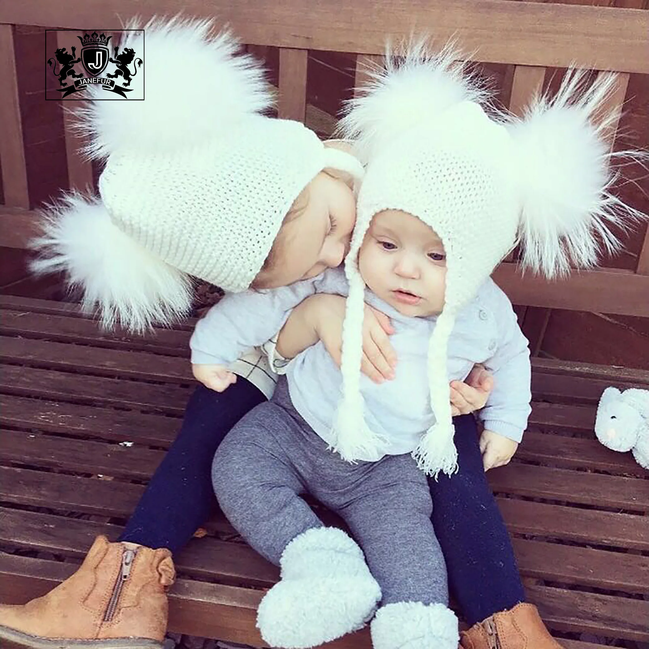 Wholesale Winter Real Fur Kids Hat Fashion Double Fur Balls Baby Knit Beanie Warm Big Real Fur Pom Pom Braid Hat