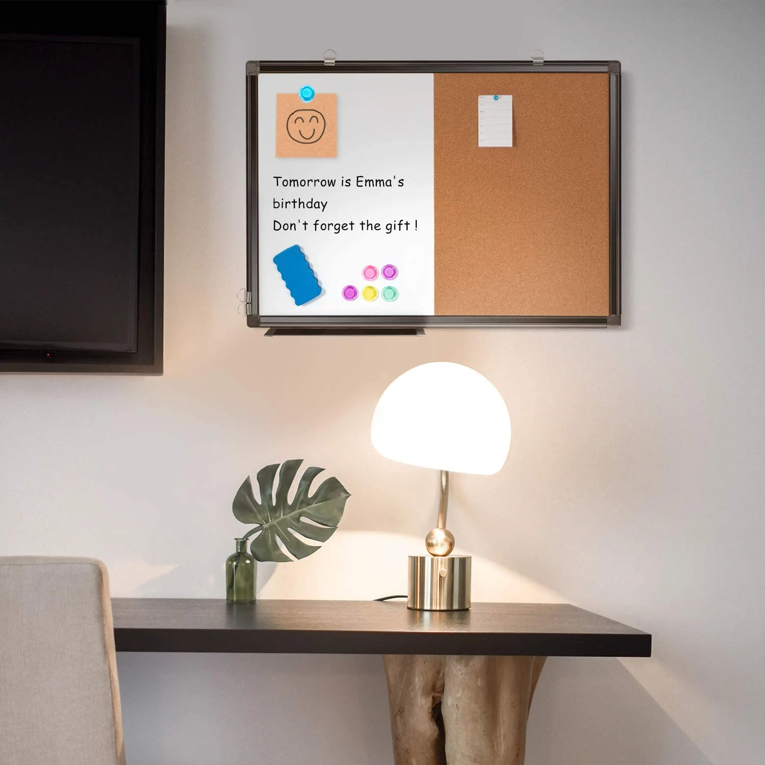 
double door aluminum frame wall mount Bulletin Board Enclosed Cork Notice Board 