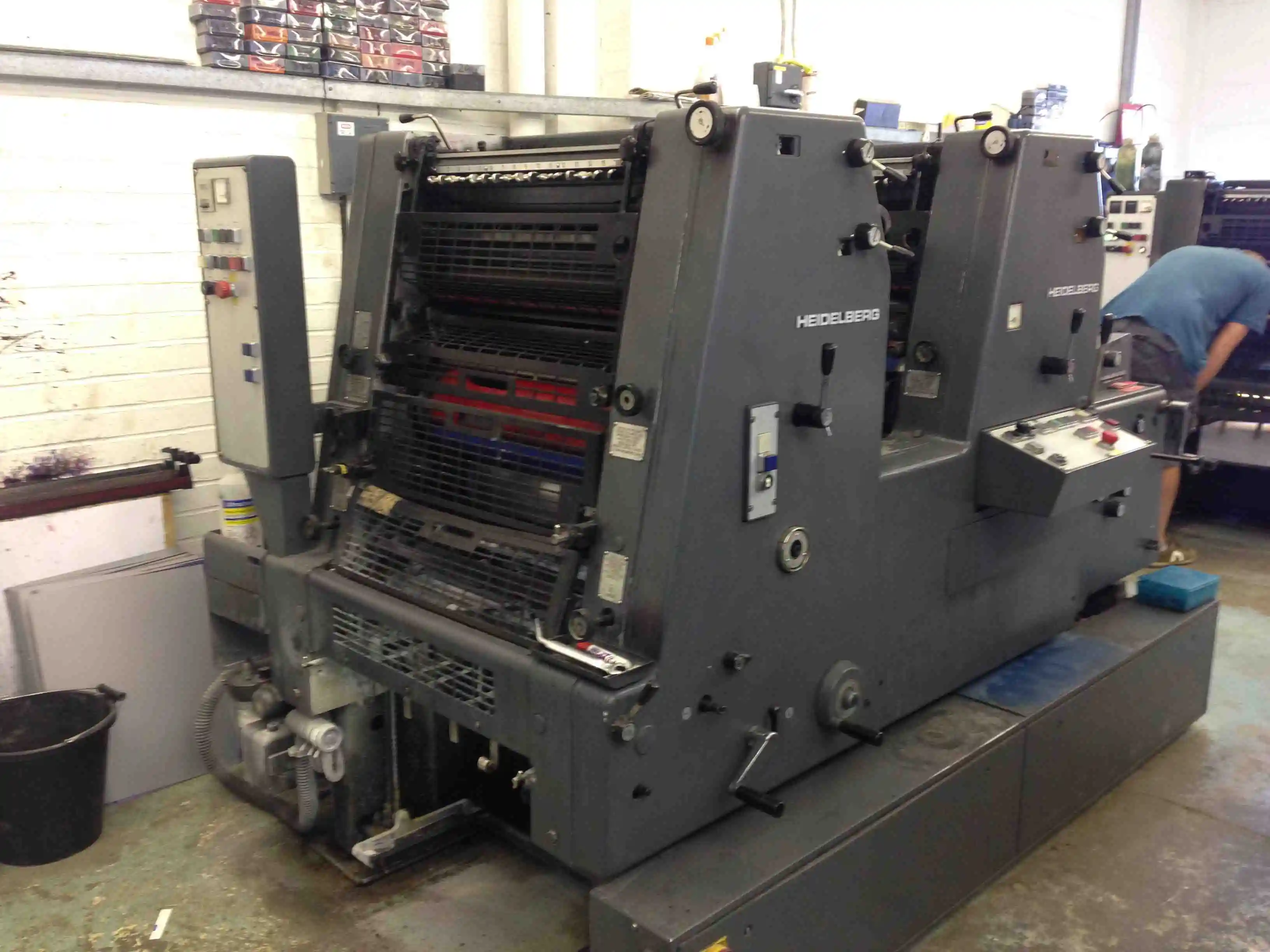 Offset printer Heidleberg GTO 52 2 colors water dampening and DDS dampening 8000pages per hour