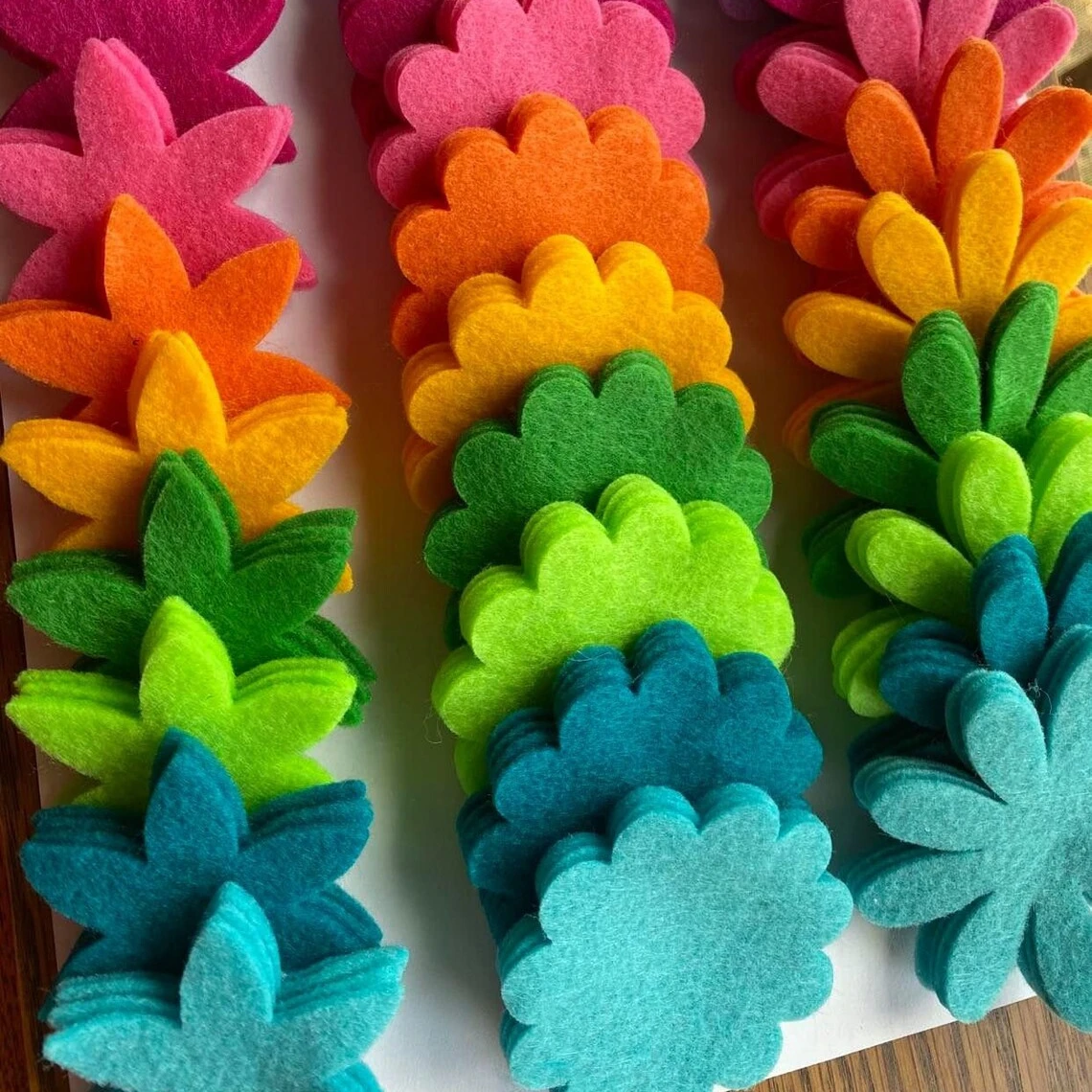 Custom Multi Color Felt Embellishment Shapes Felt Flower Round Felt Circles Felt Pads for DIY Sewing Crafts