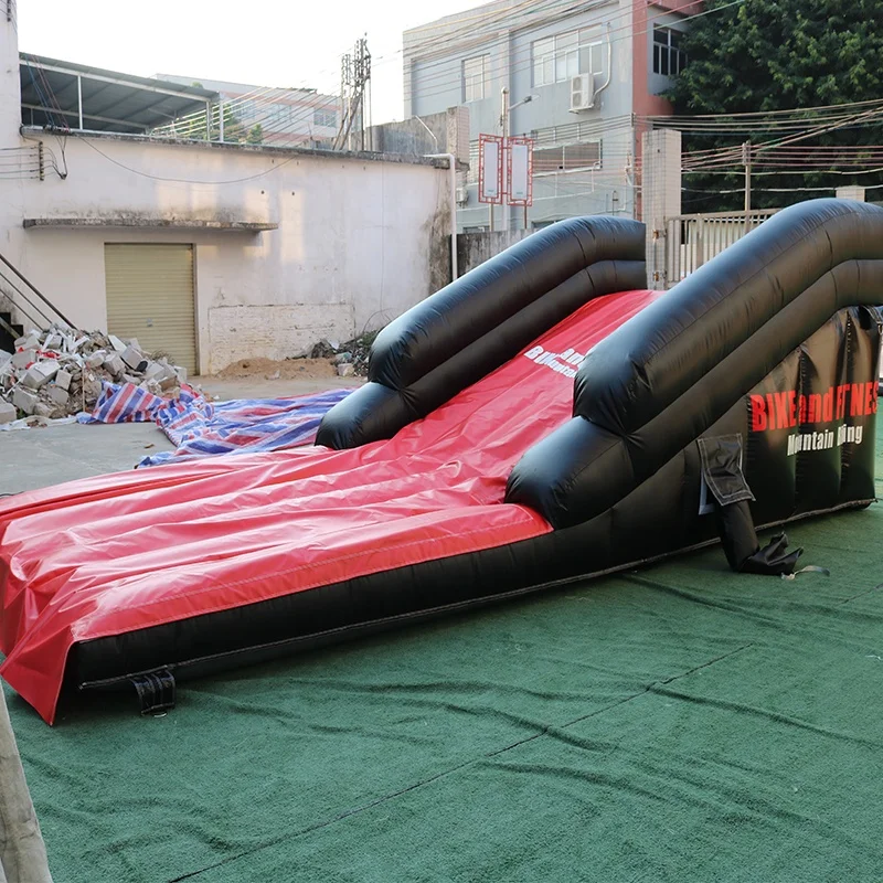 Custom size mountain bike  inflatable  landing airbag Sloped Jump Air Bag Mat For Bmx Landing