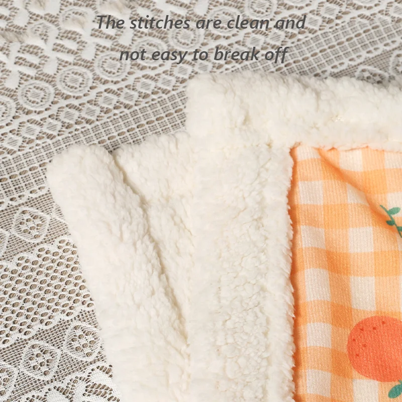 Custom Warm Thickened Fluffy Premium Fleece Pet Blanket Dog Bed Blanket Cute Print Design Washable Fluffy Blanket For Puppy Cat