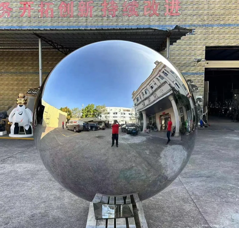 Светоотражающий 78-дюймовый металлический плавающий шар для пруда, высокозеркальный полированный уличный декор из нержавеющей стали, лазерная резка для садовых парков
