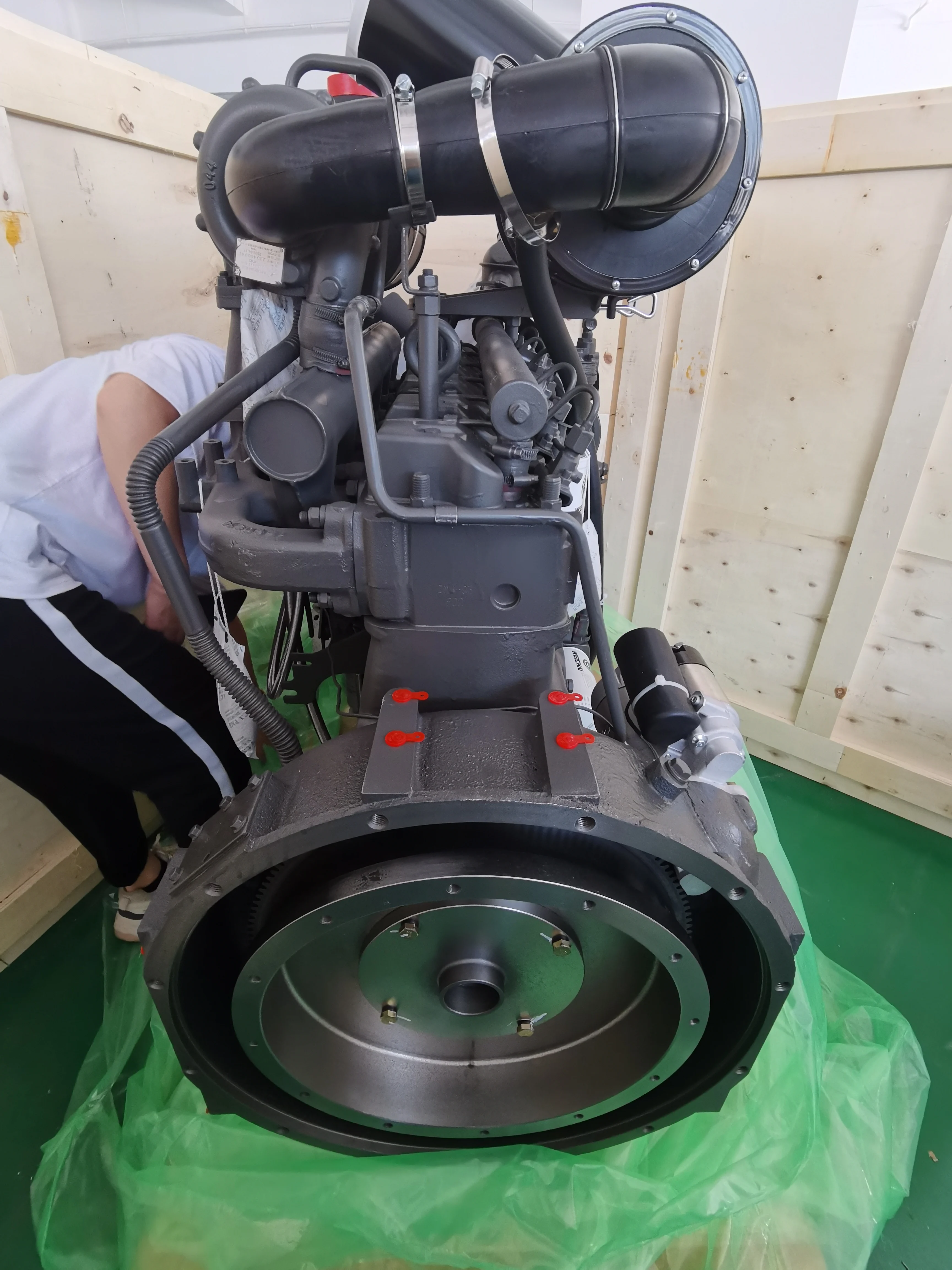 6 цилиндров 140 кВт 2000 об/мин Weichai WP6G190E301 двигатель для строительной техники