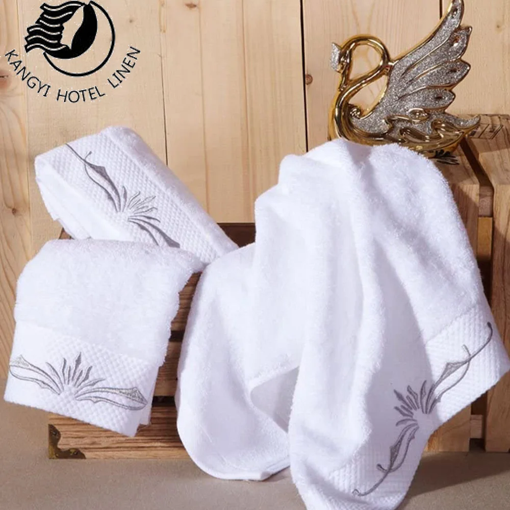 Customized Embroidered Bath Towel Logo Terry Luxury Hotel Towel Hotel 5 Star