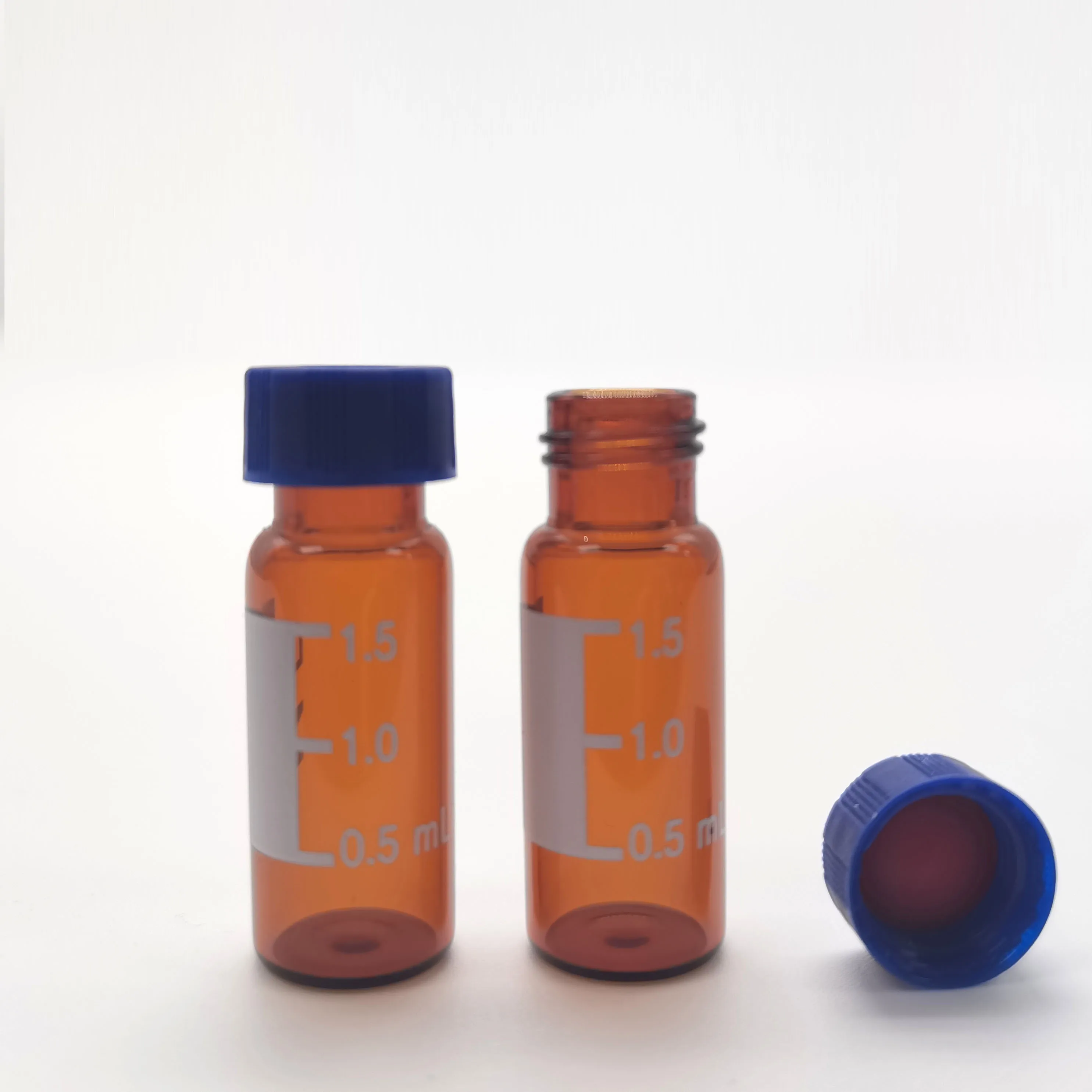 1.5ml 2ml Chromatography Sample Vial  HPLC Glass Vial For Lab Testing With Open Cap And Septa Amber glass vial