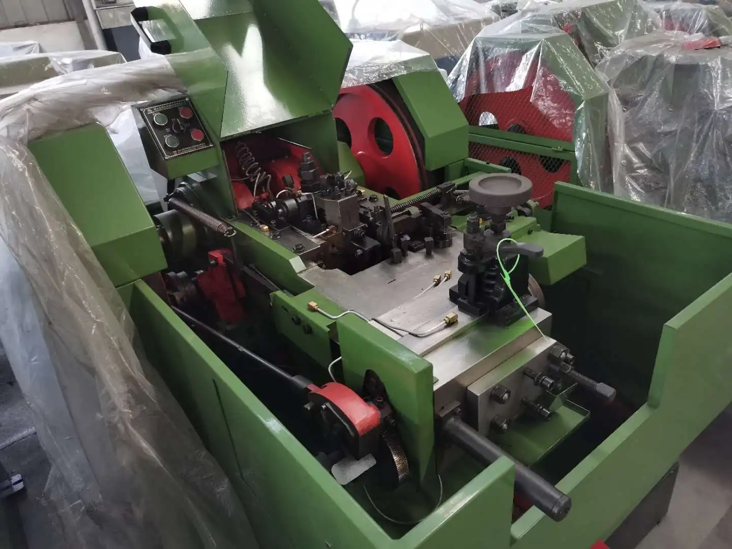 Self-tapping screws making machine cold forging machines