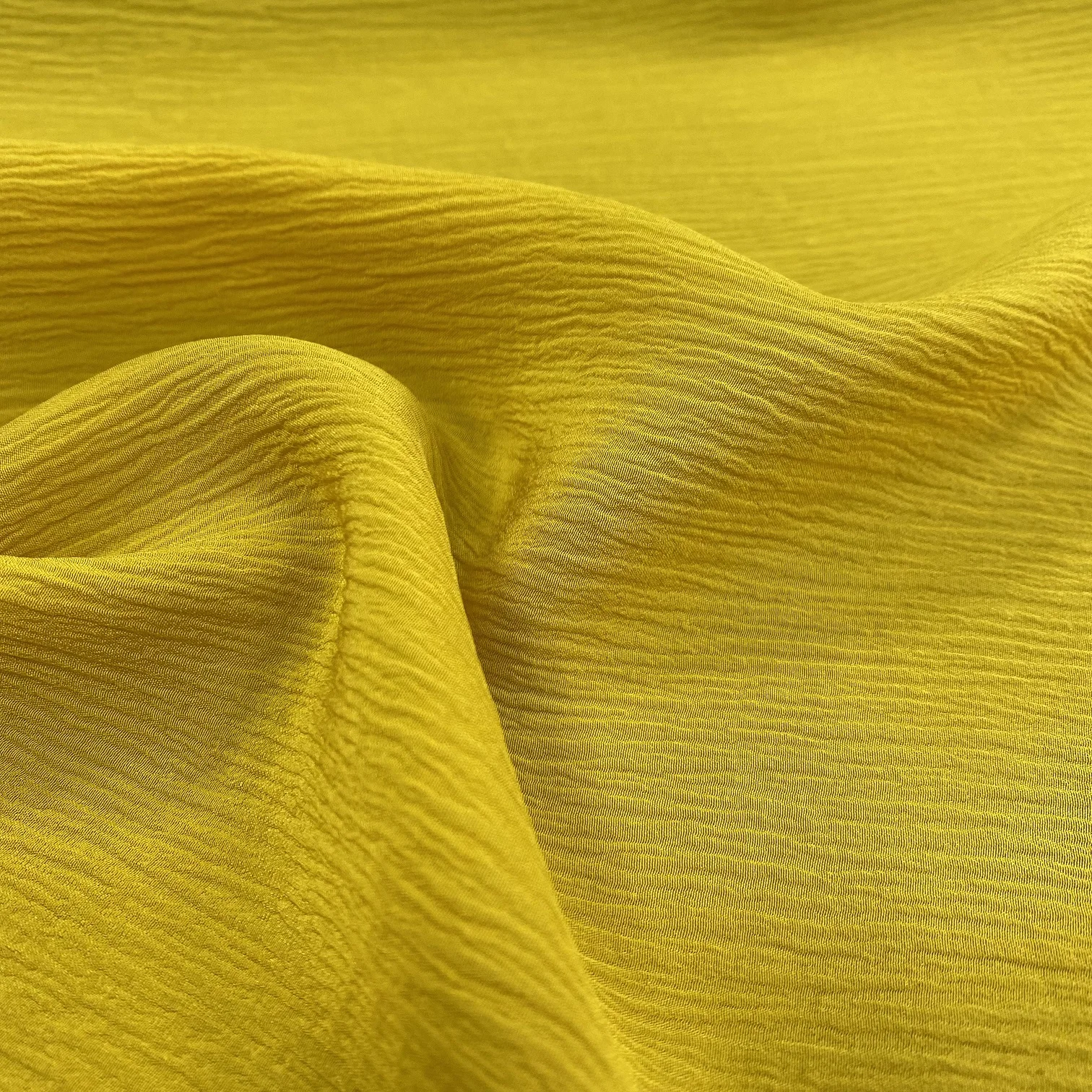Manufacturer Wholesale 100% Silk Crinkle Georgette Silk Crepe De Chine Fabric for Garment