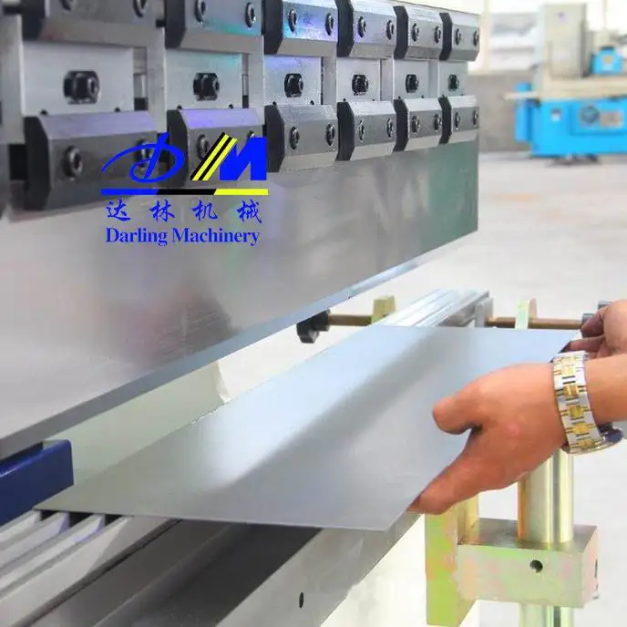 CNC hydraulic press brake 100x3200mm automatic yangli metal sheet bending machine