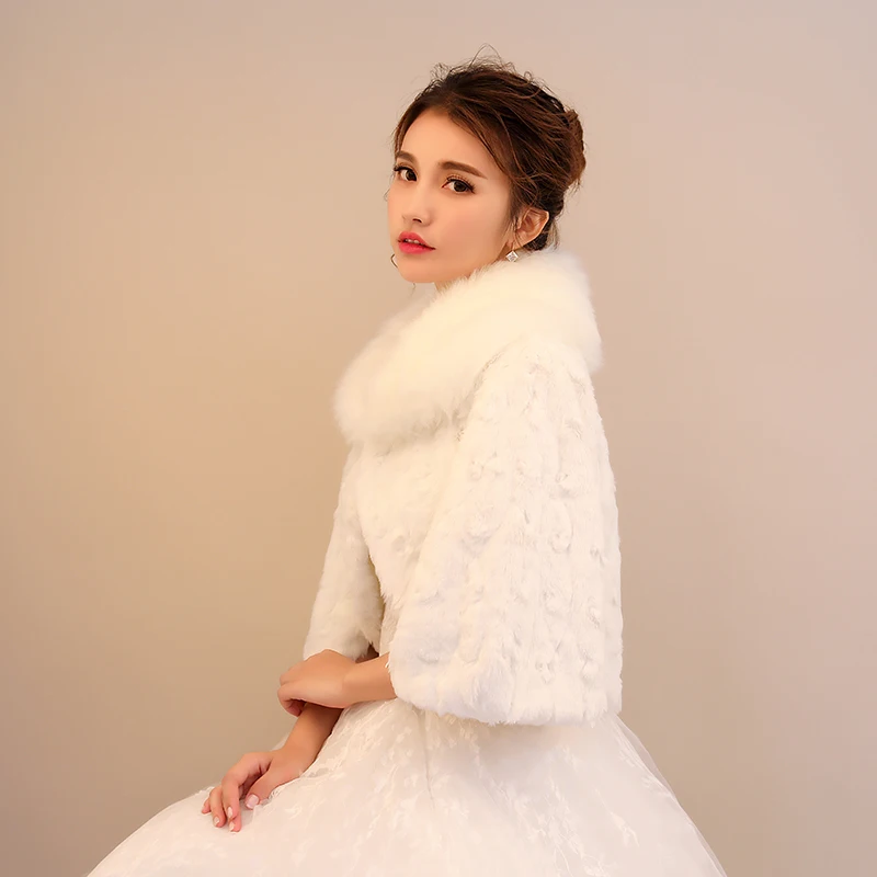
Ivory short cotton shawl faux fur plush collar wide-sleeved small shawl wedding dress accessories 