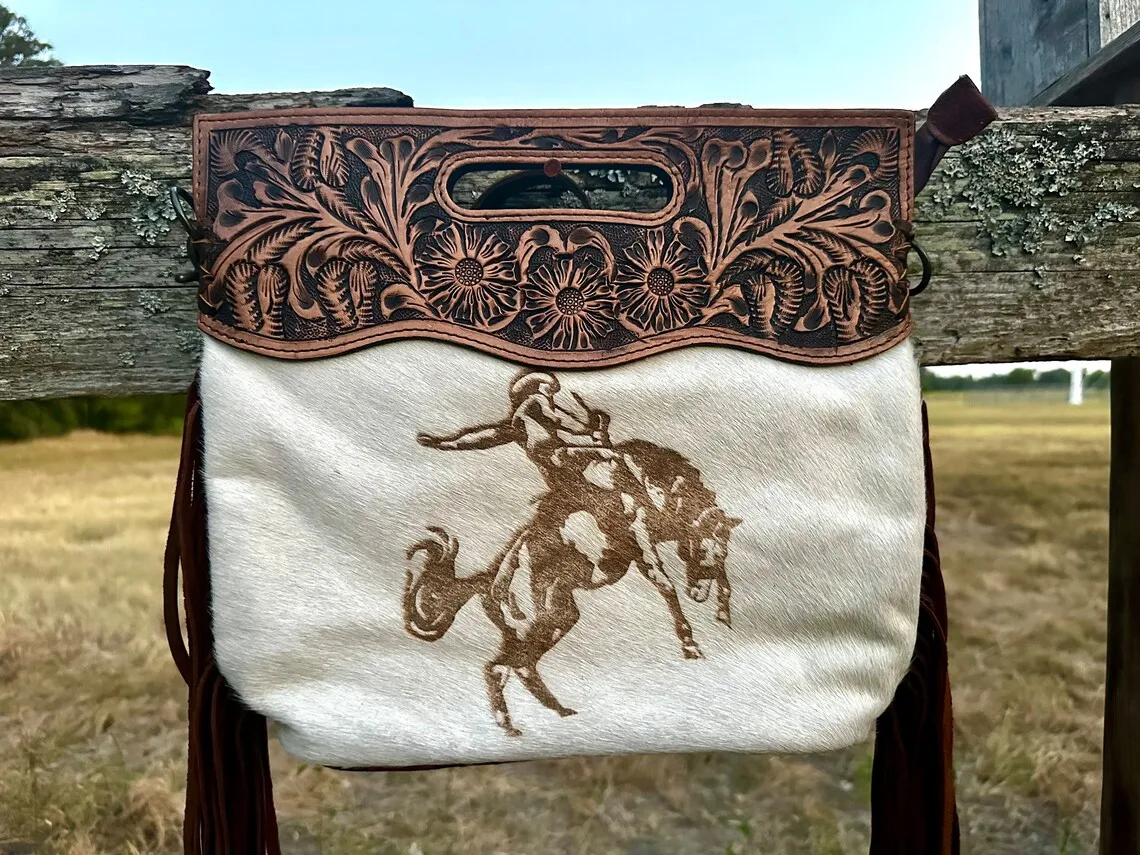 Best Seller Western Hand Tooled Genuine Leather Purse Cowhide Crossbody Saddle Blanket Bag Fringe Bolsa Wholesale Manufacturer