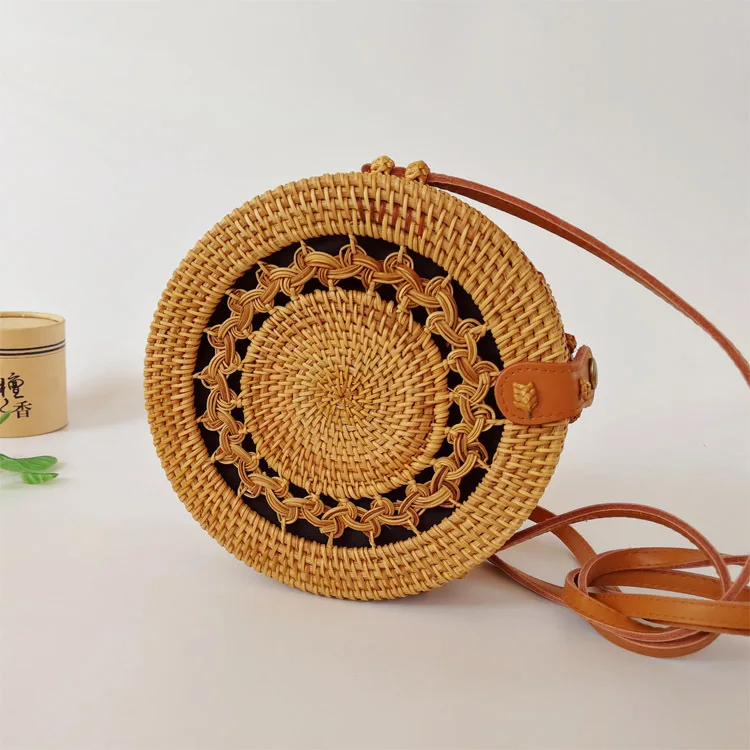 2021 Ретро сумка из ротанга ручной работы Женская креативная модная через плечо в стиле Ins круглая сумка-мессенджер