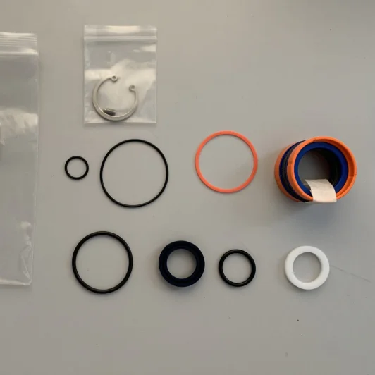 9120099313/Cylinder Seal Repair Kit/Boltec Lc Boomer M2c M2d Roc D55 D7 RocD9/Drilling Rig Parts
