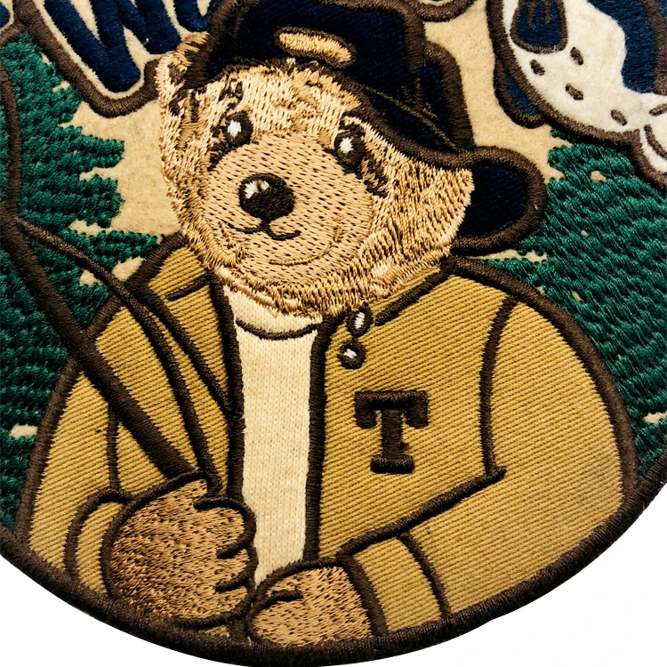 Embroidered Service Custom Cute Bear Animal Logo 100% Machine Embroidery Patches and Badges with Sew on