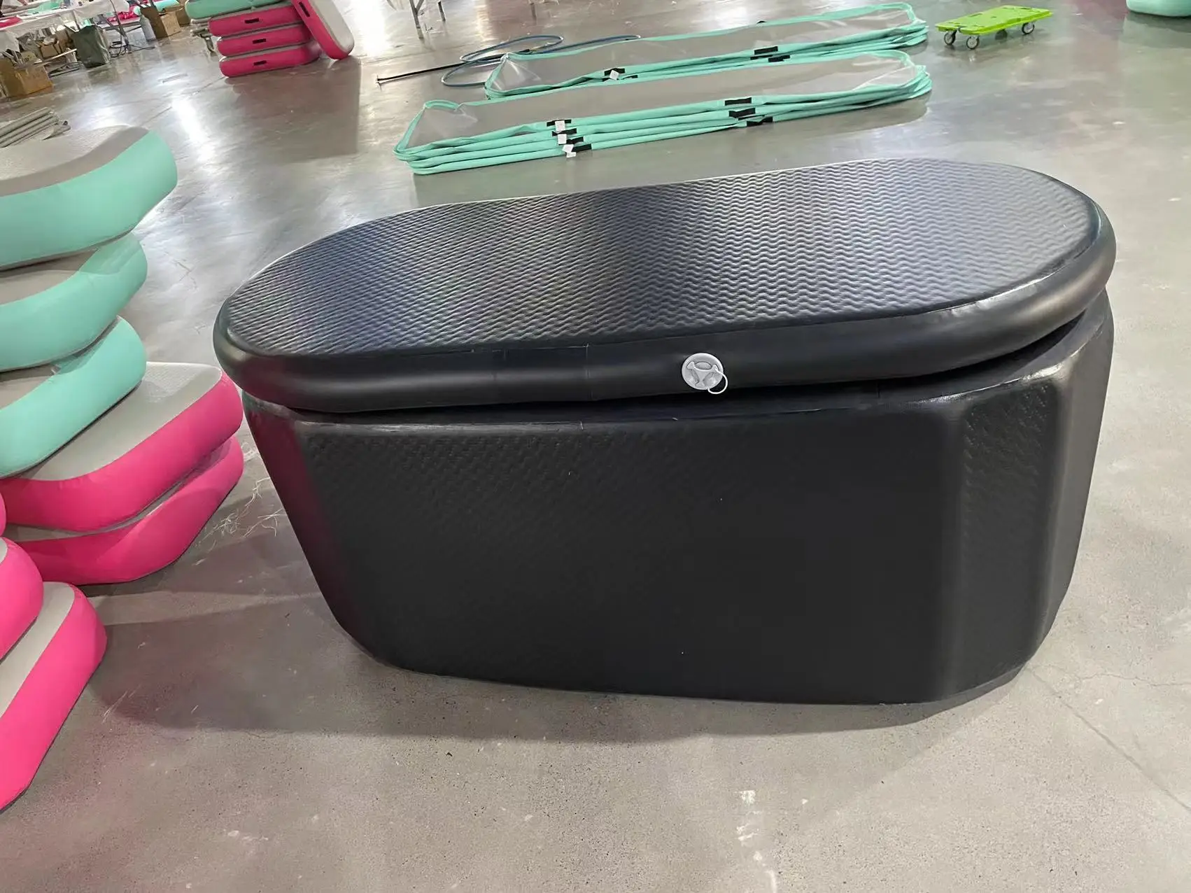 Manufacturer ice bath recovery tub inflatable cold plunge bath tub with lid