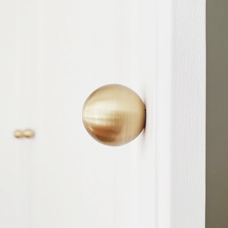 Maxery Hot Sale Home Decorations Brushed Brass Furniture Handles and Knobs for Bedroom, Kitchen Knobs Pulls