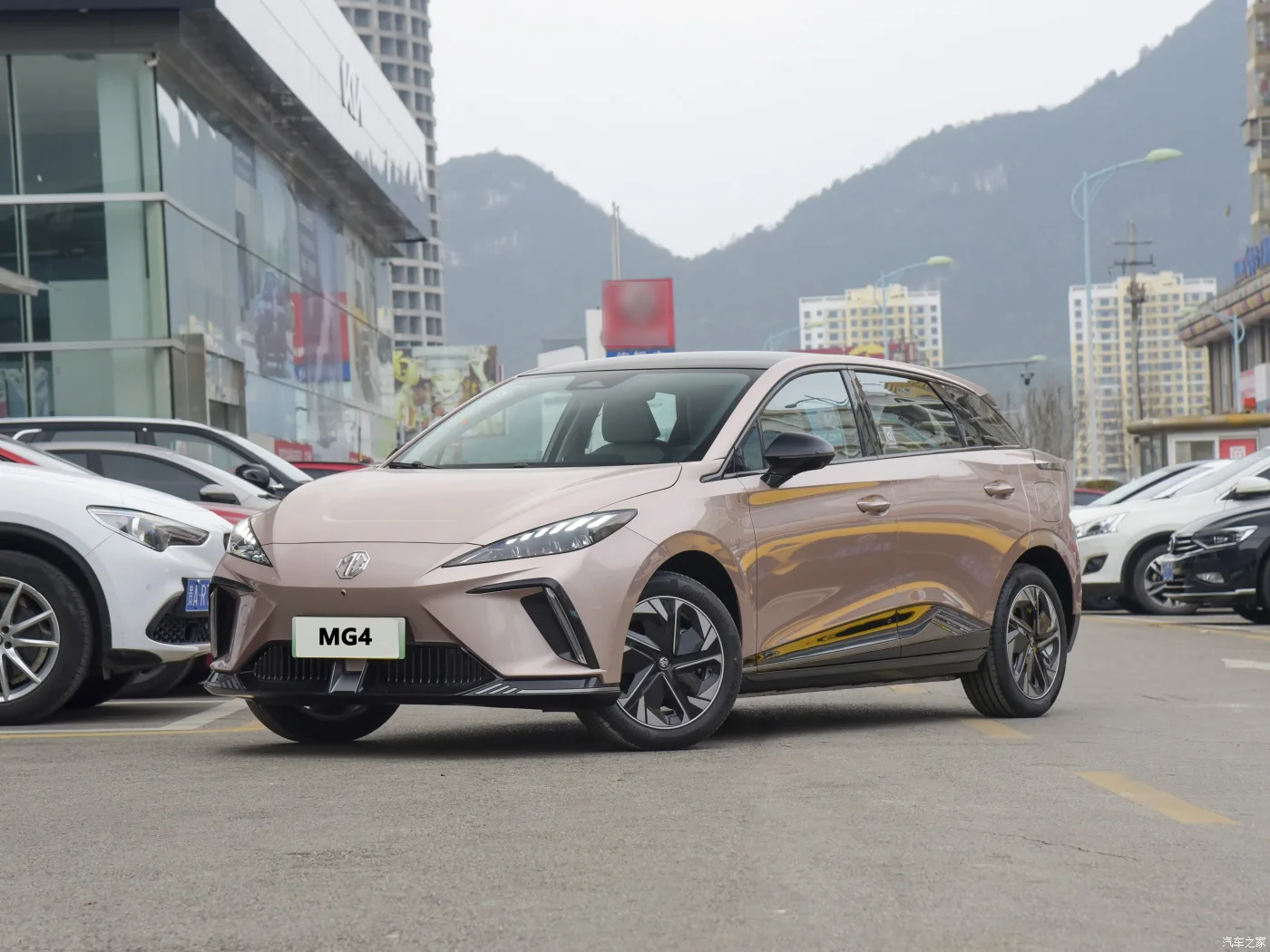 2024 Лидер продаж новый MG Mulan хэтчбек 5-дверный автомобиль MG4 EV дешевый новой энергии высокоскоростной Электрический спортивный