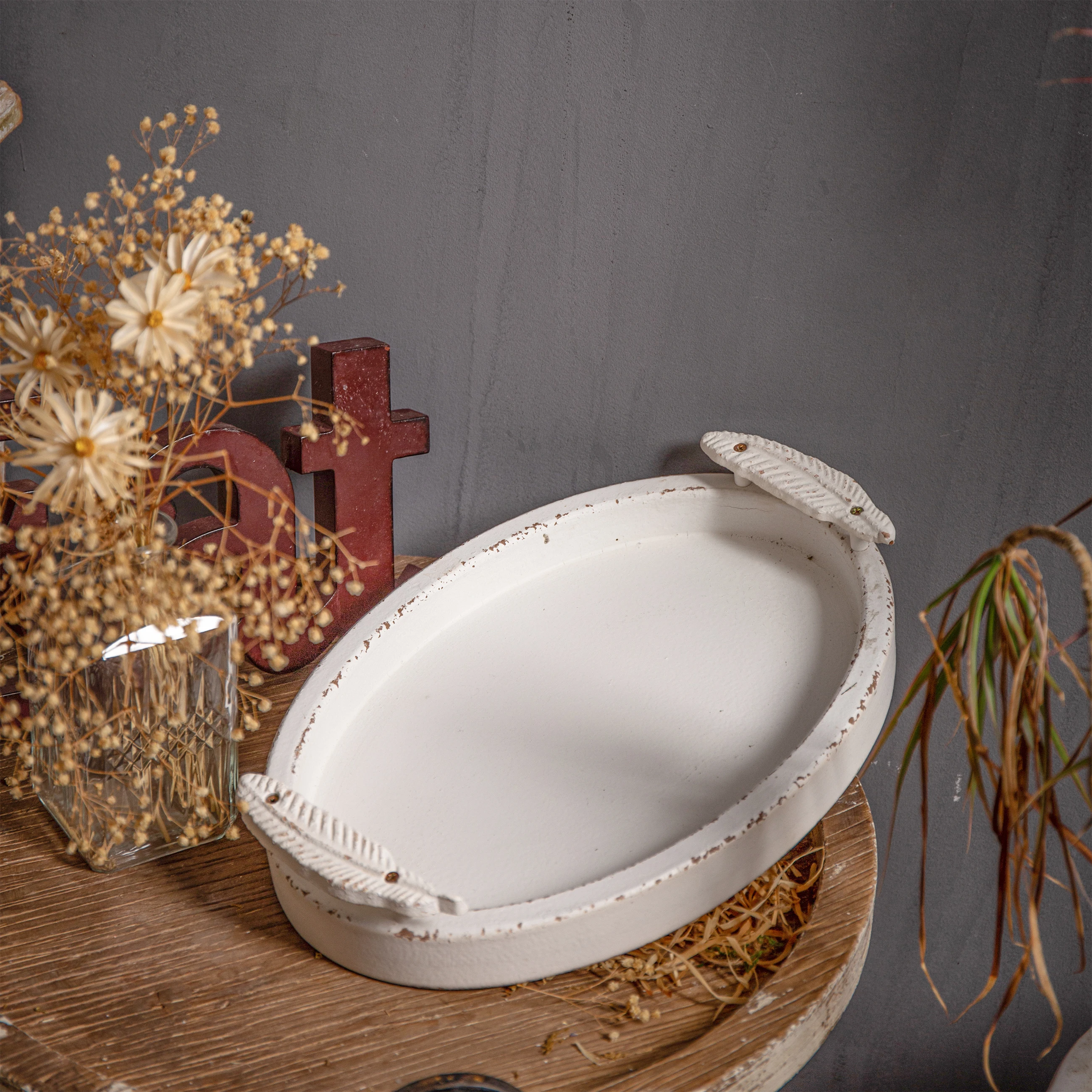 Factory Price Organiser Handmade Fruit Plate White Oval Wooden Decorative Tray Rustic Wood Serving Tray With Metal Handles