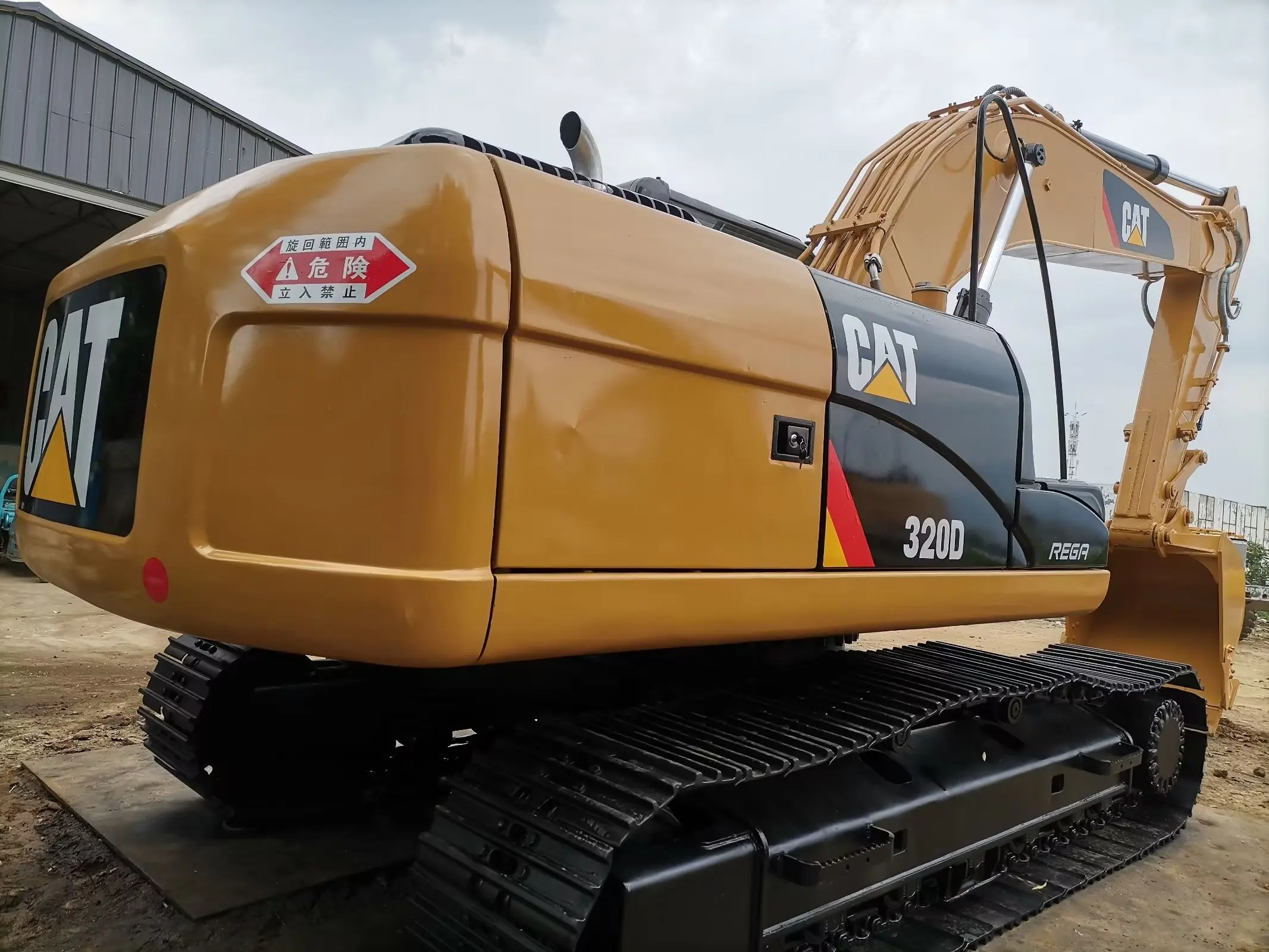 Используемая строительная машина CAT 320D 320 325 330 экскаватор для продажи гусеничная техника