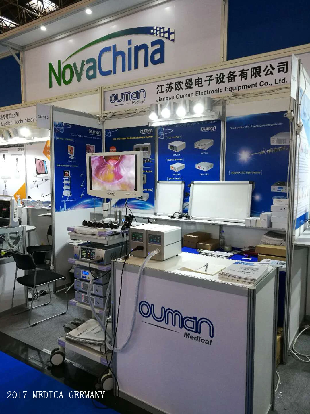 Full HD Endoscopy Camera System With Medical Cold Light Source