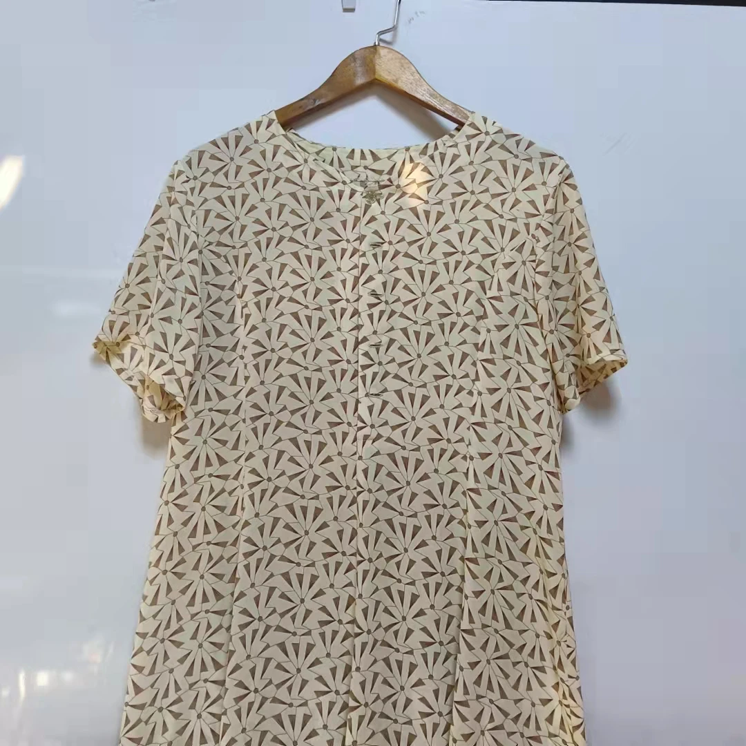 Wholesale high-quality stock second-hand clothing exported to Africa adults children  used Tshirt used dress