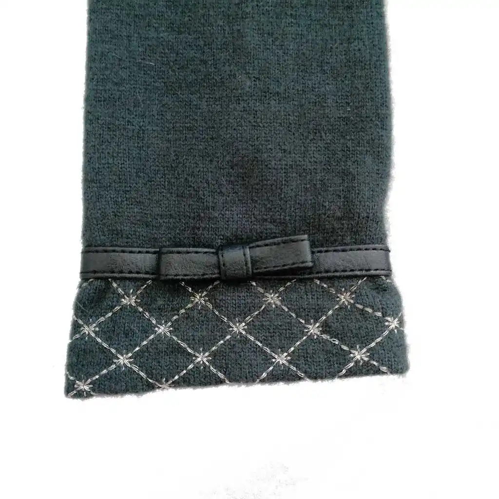 
Pretty winter women luxury soft genuine sheepskin warm hand gloves 