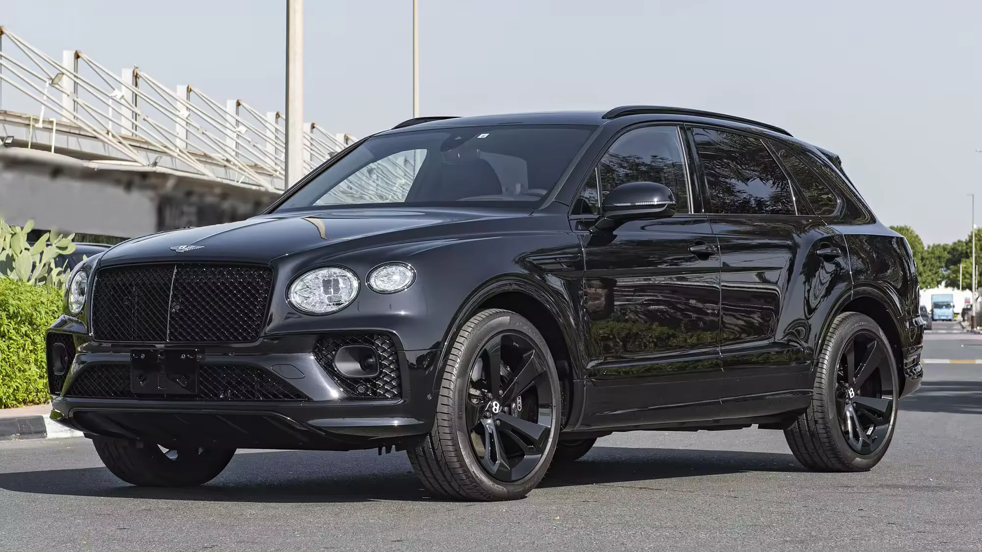 HOT SALE USED  BENTLEY BENTAYGA 4.0P 2023 Car  READY to DELIVER